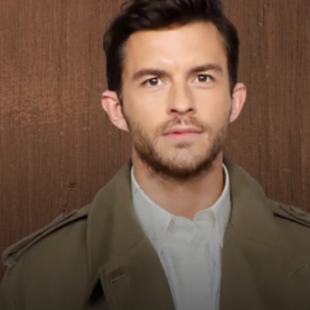 Who is Jonathan Bailey’s Partner